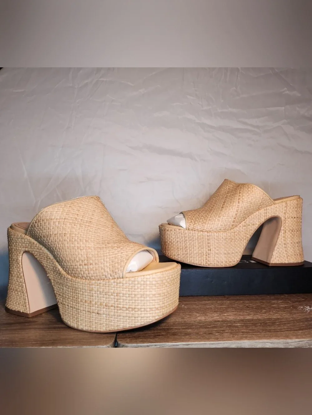 Coach stylish woven